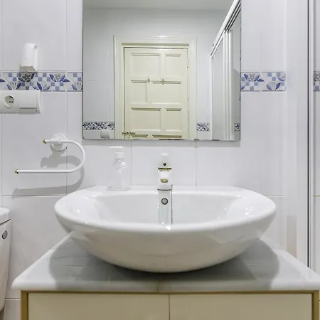 A&n California En Apartment *