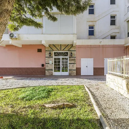 A&n California En Apartment